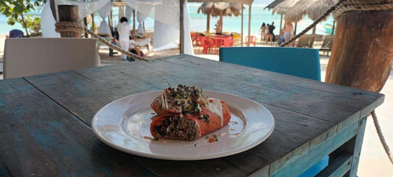 Hotel Blue Reef Frente Al Mar มาอาอวล ภายนอก รูปภาพ