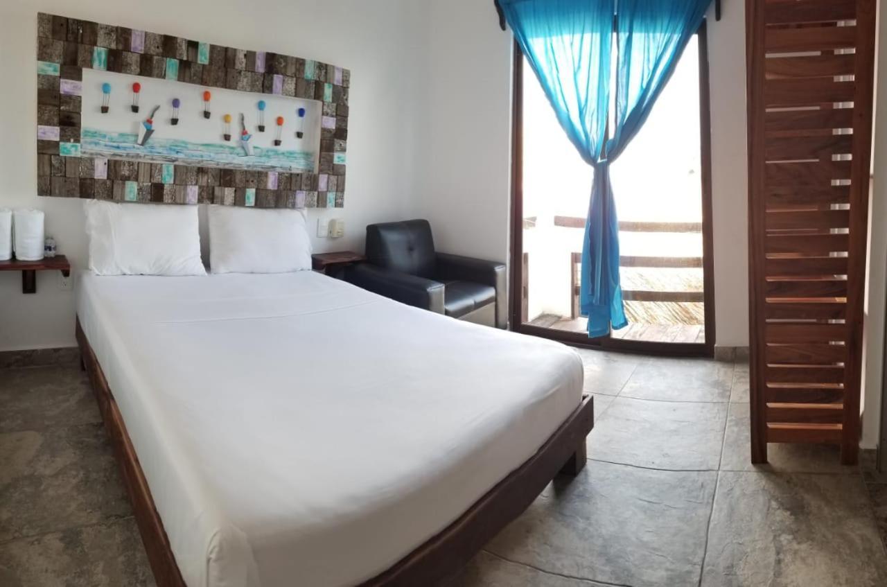 Hotel Blue Reef Frente Al Mar มาอาอวล ภายนอก รูปภาพ