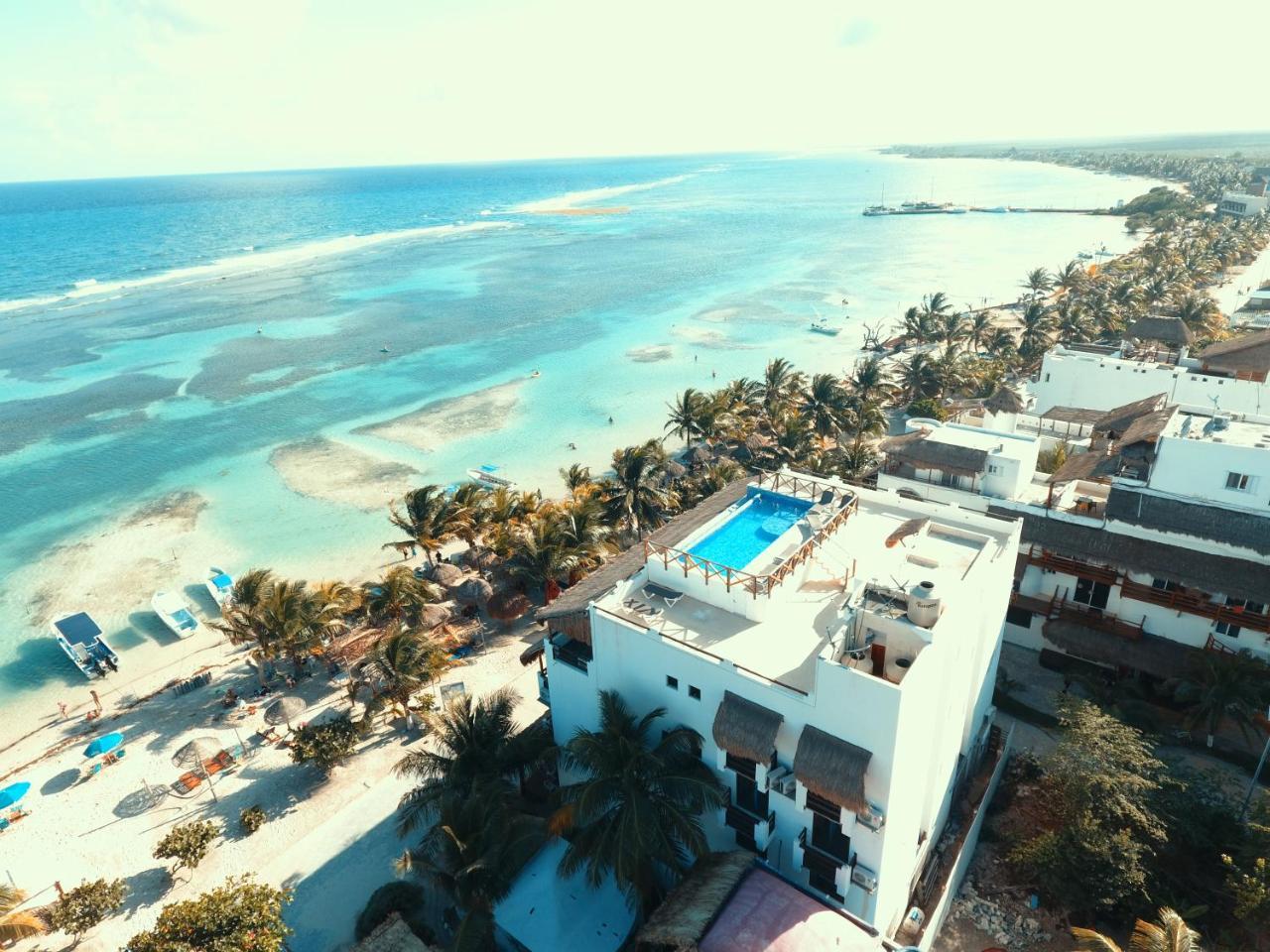 Hotel Blue Reef Frente Al Mar มาอาอวล ภายนอก รูปภาพ