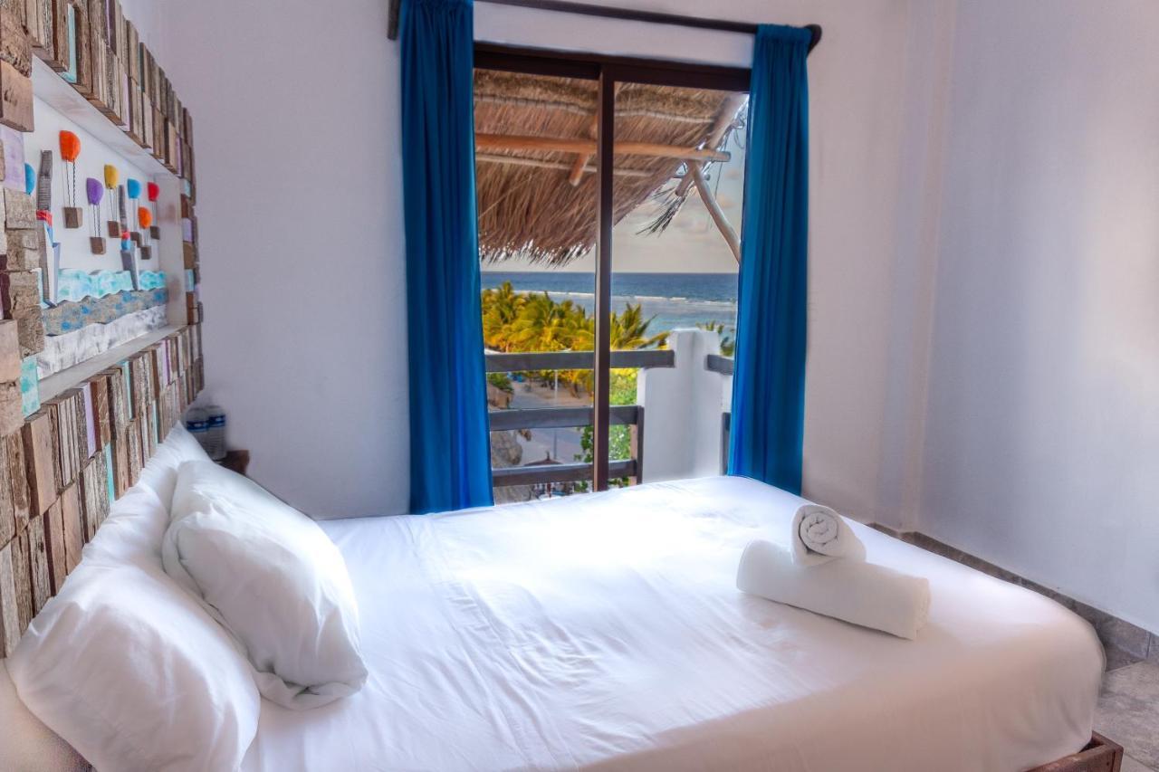 Hotel Blue Reef Frente Al Mar มาอาอวล ภายนอก รูปภาพ
